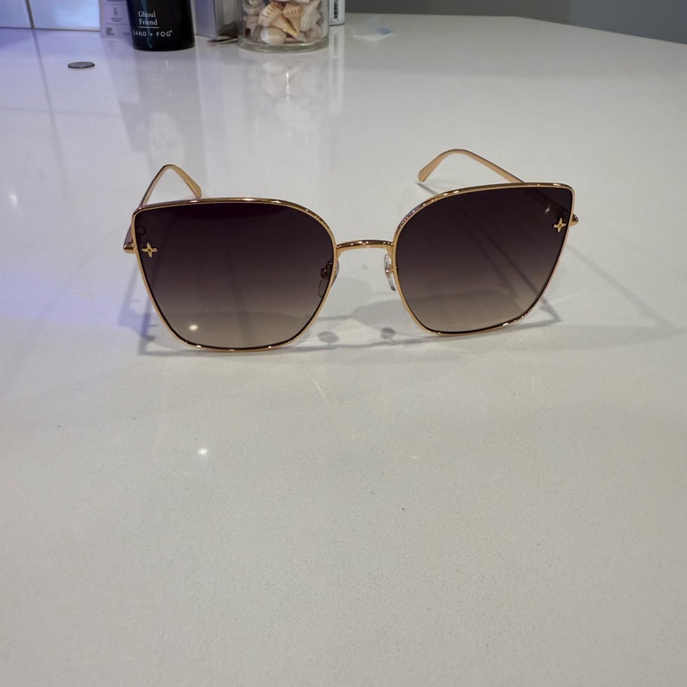 Louis Vuitton Charm Cat Eye Sunglasses - Picture 5 of 10
